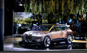 BMW自然交互系统首次亮相2019年世界移动通信大会