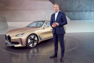 纯电动BMW i4概念车揭开新能源发展新篇章