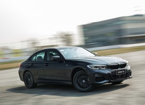 不只是“驾驶利器”，全新BMW 330i非凡体验颠覆想象